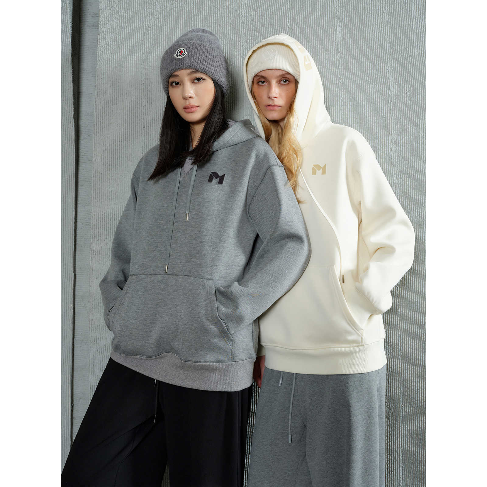 周淼ZHOUMIAO立体牙刷绣花直筒连帽卫衣休闲男女款上衣ZM24Z9362Y