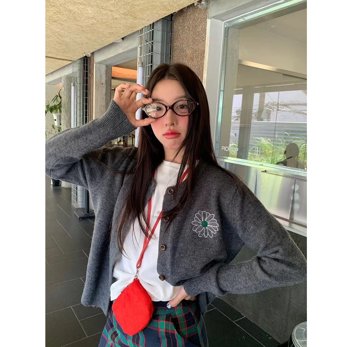 李元英金高银同款小雏菊ins刺绣开衫显瘦百搭学院风短款针织外套