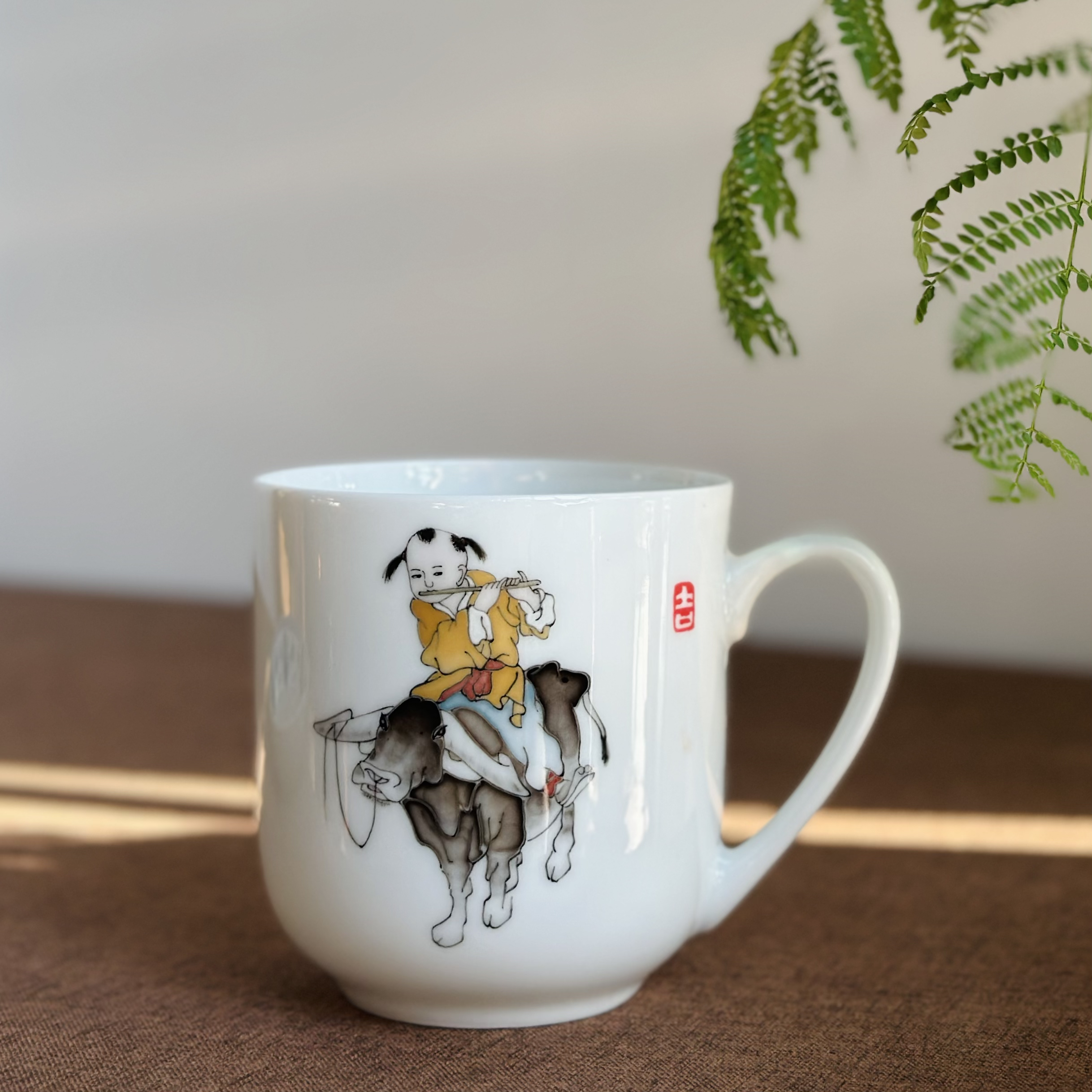 醴陵瓷器釉下五彩薄胎手绘人物杯胜利杯口变形福利价缺盖