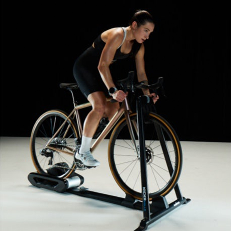 WAHOO KICK ROLLR 智能滚筒 功率骑行台 免拆后轮 zwift 骑行台