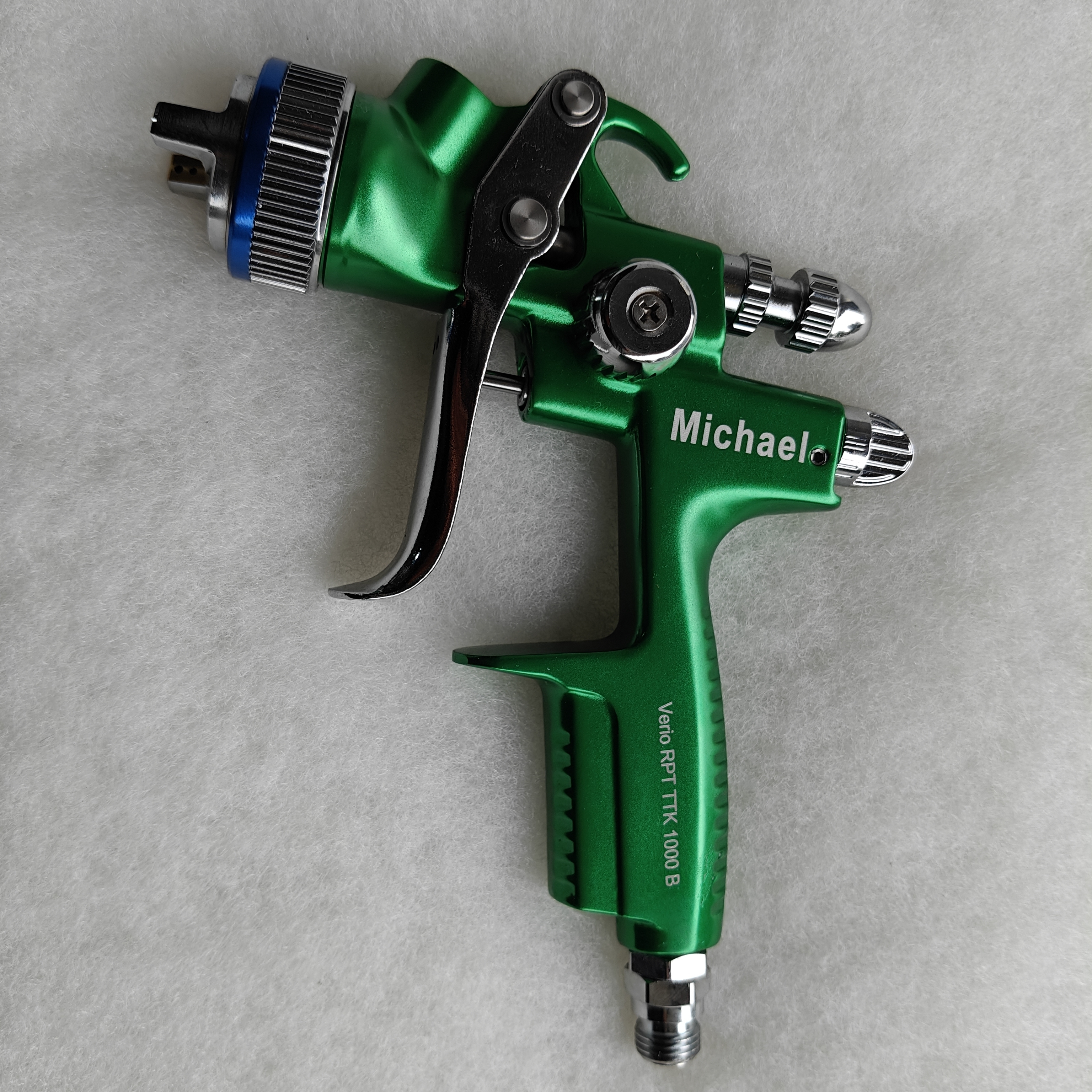 迈卡特1000B，雾化超细，适用于底色漆、清漆的喷涂