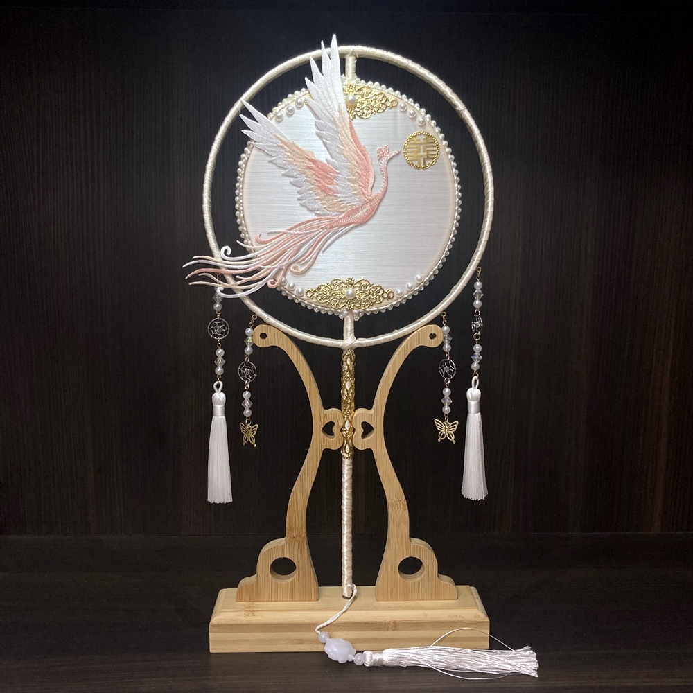 蚕丝扇花嫁团扇重工新娘结婚扇中式秀禾服喜扇婚礼高级感真丝扇子