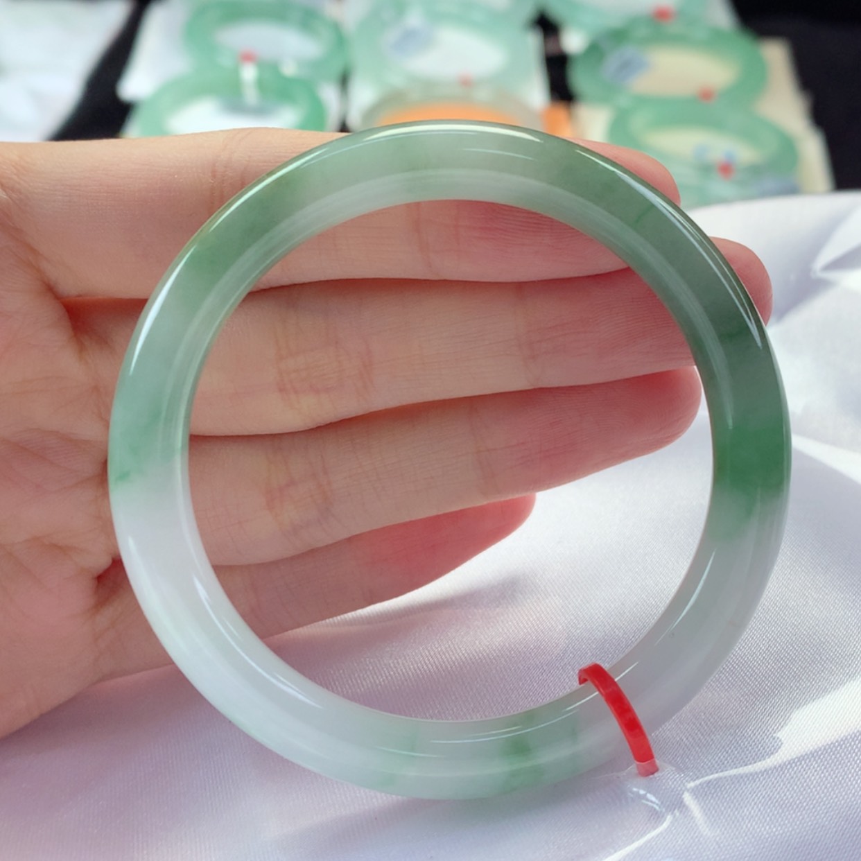【闪购商品】翡翠手镯未镶嵌