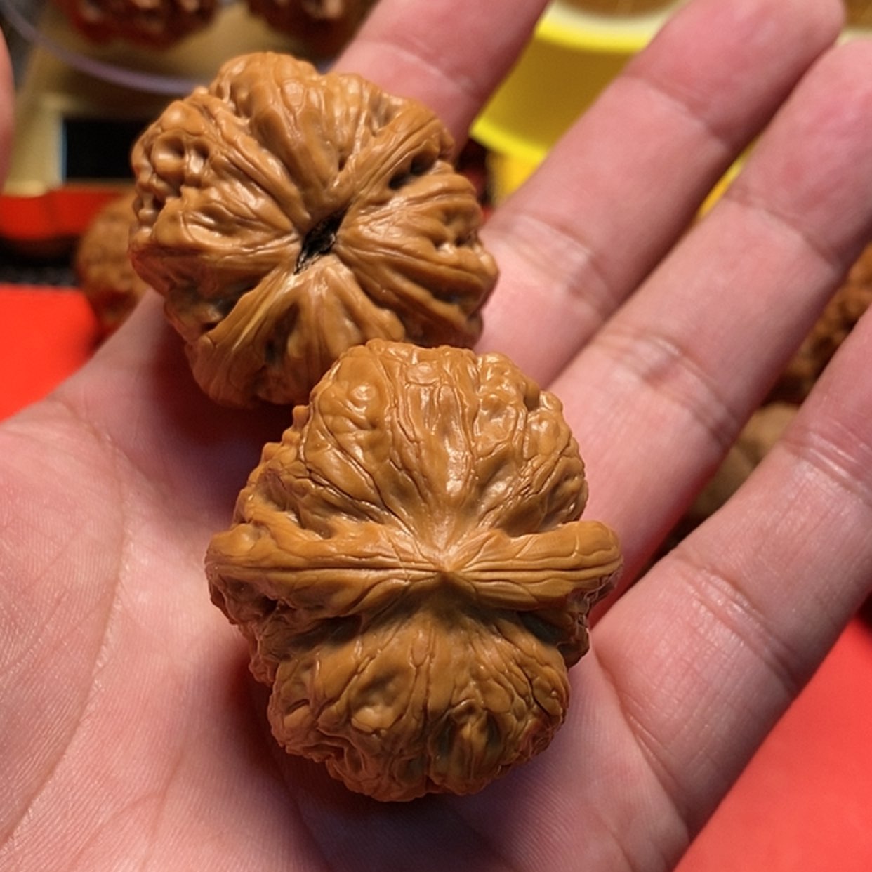【闪购商品】桃核吊坠英*