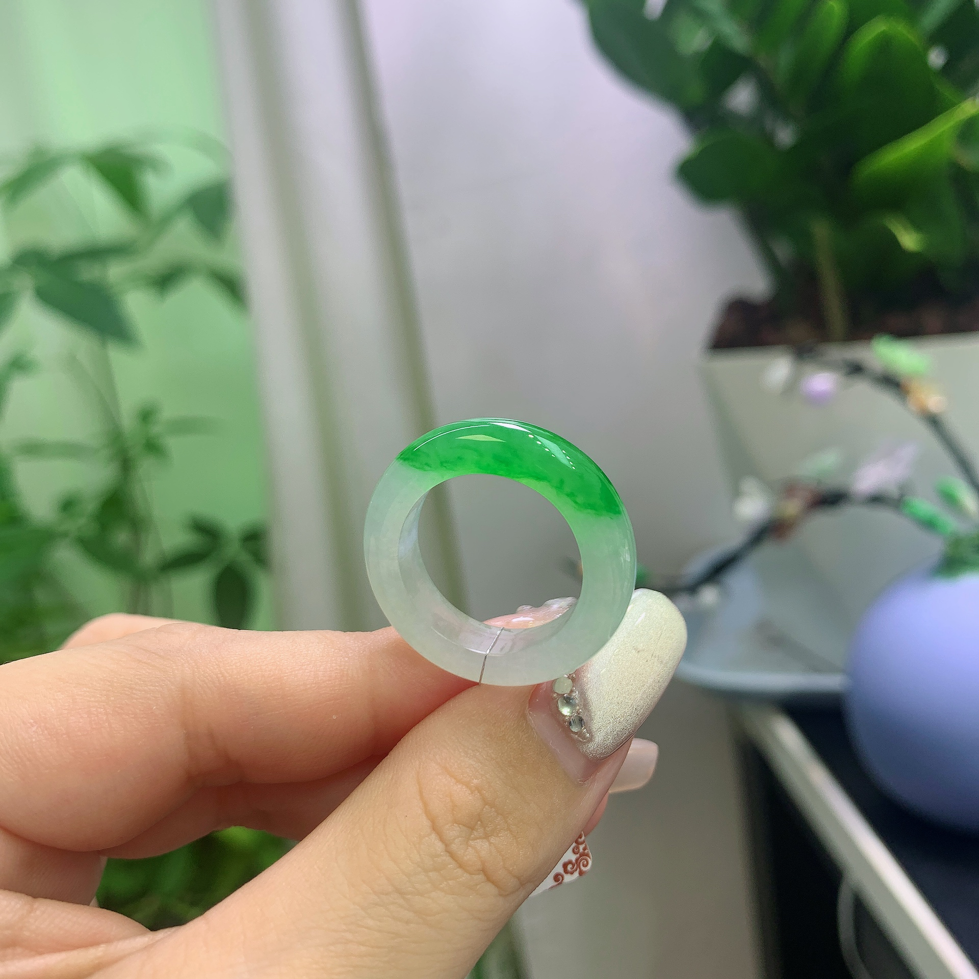 17-18圈口缅甸天然A货翡翠冰种起胶飘阳绿聚宝盆素面戒指