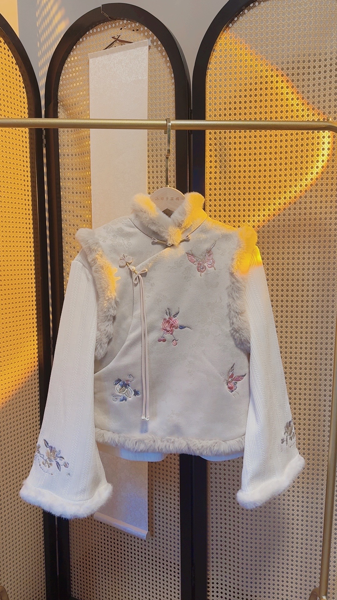 【小绿萝服饰】扶摇 冬款新中式复古刺绣马甲中国风麂皮绒加厚马甲