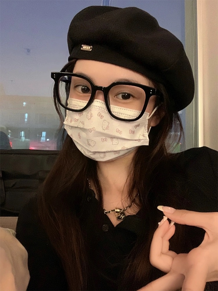 赠品黑框素颜眼镜女韩版潮大脸显瘦平光搭配素颜出门