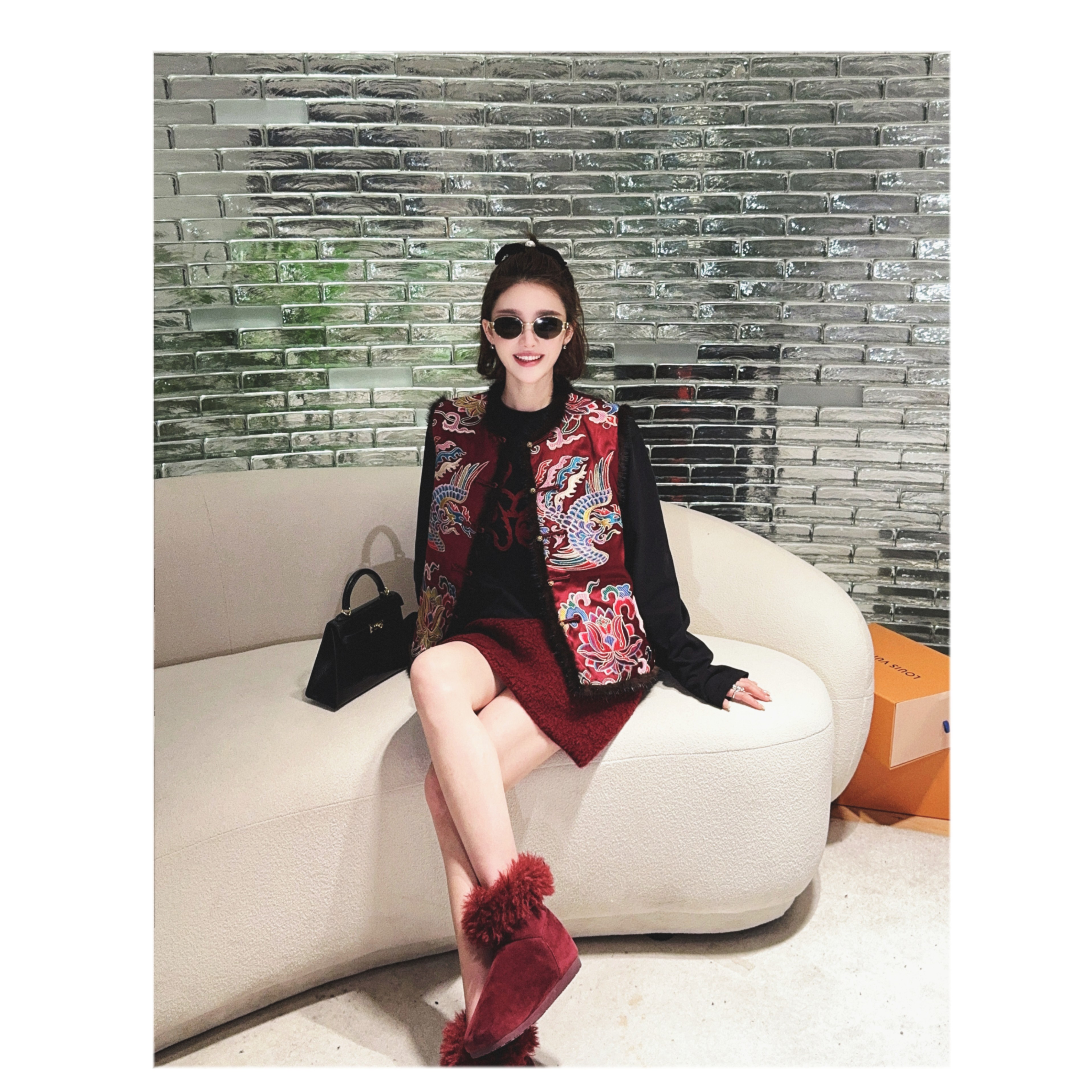 20-【家荷万事兴】宝儿家含幂BJ58224310冬季款国风花纹锦刺绣马甲