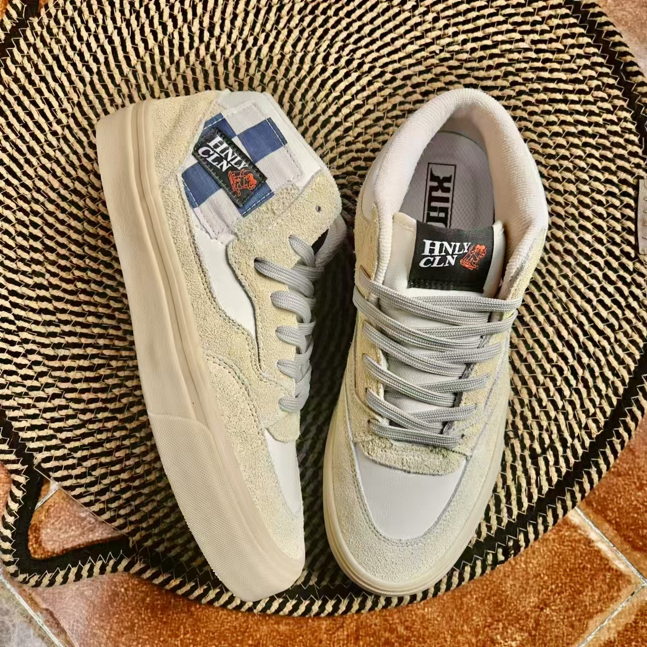 【拼接中帮】米色个性拼色复古做旧中帮休闲板鞋百搭潮鞋百搭板鞋