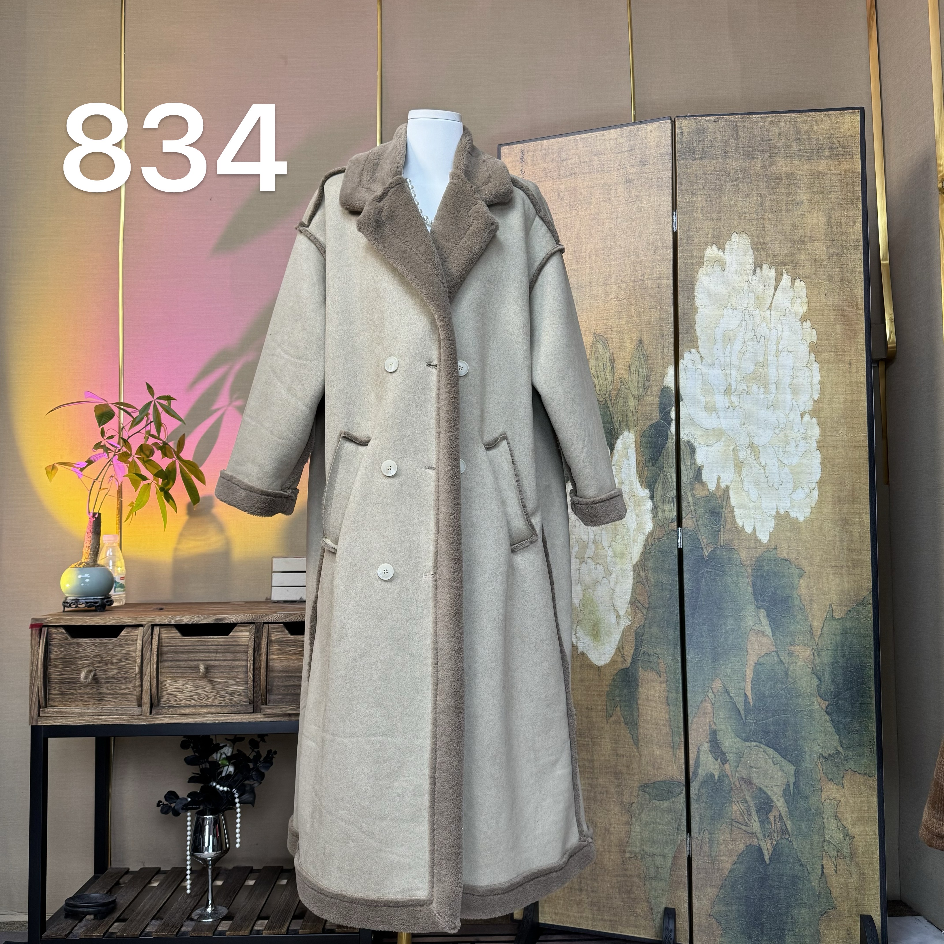 【580】浅卡其皮毛一体大衣