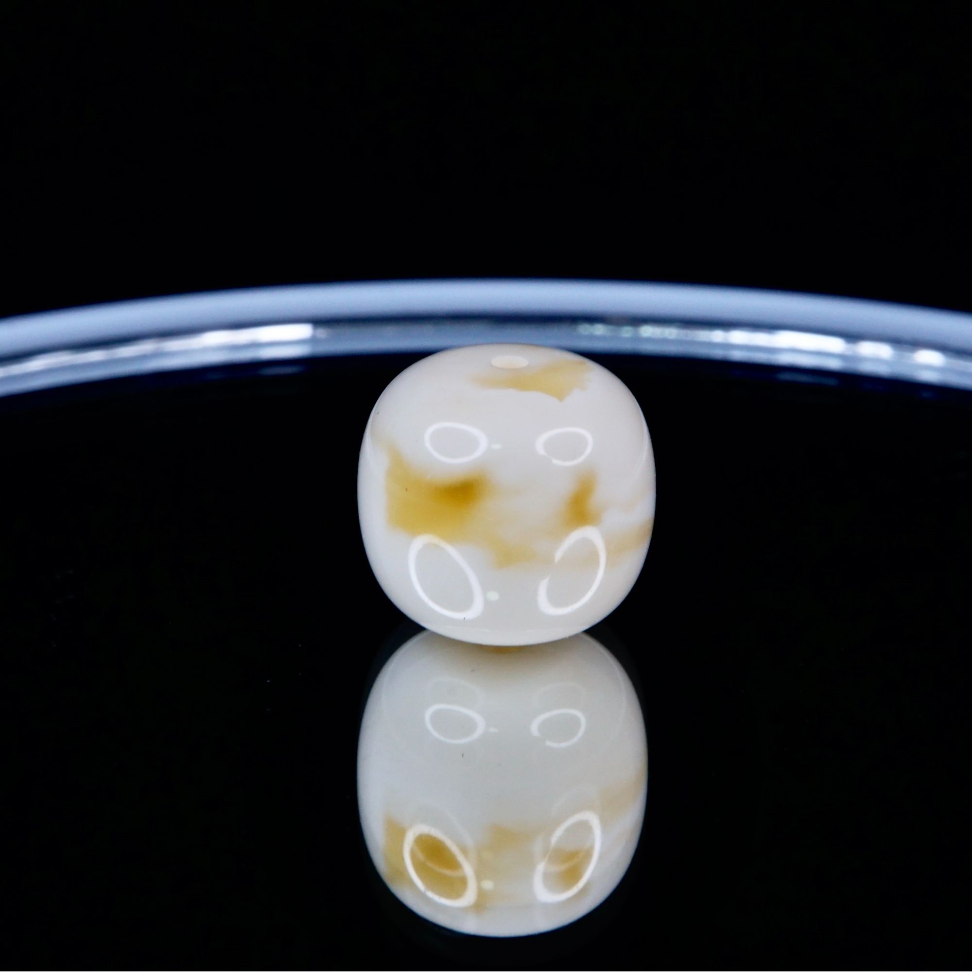 10.6mm焦皮金瓷满蜡浓蜡妖花老型 天然琥珀蜜蜡精品文玩配饰