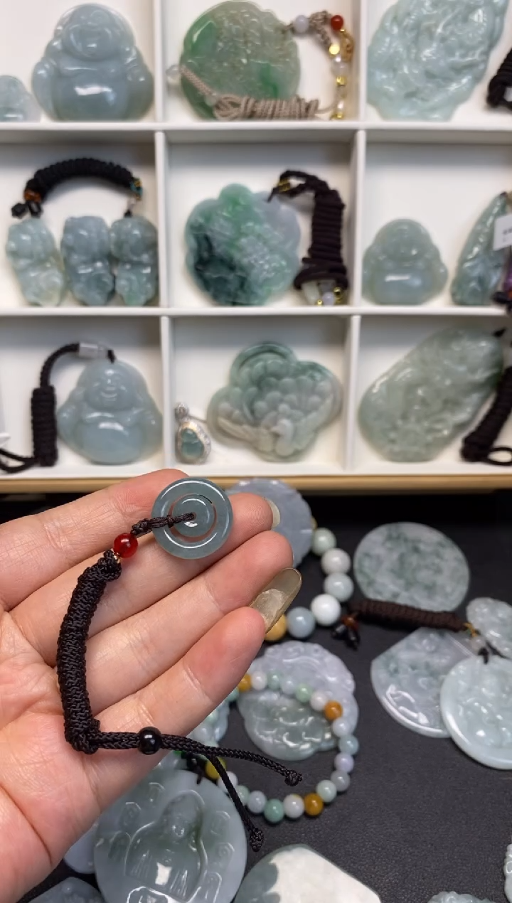 【闪购商品】翡翠颈饰未镶嵌子母平安扣
