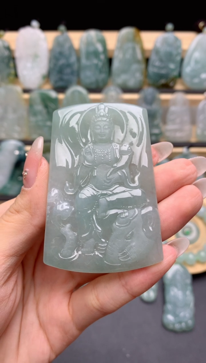 【闪购商品】翡翠颈饰未镶嵌普贤