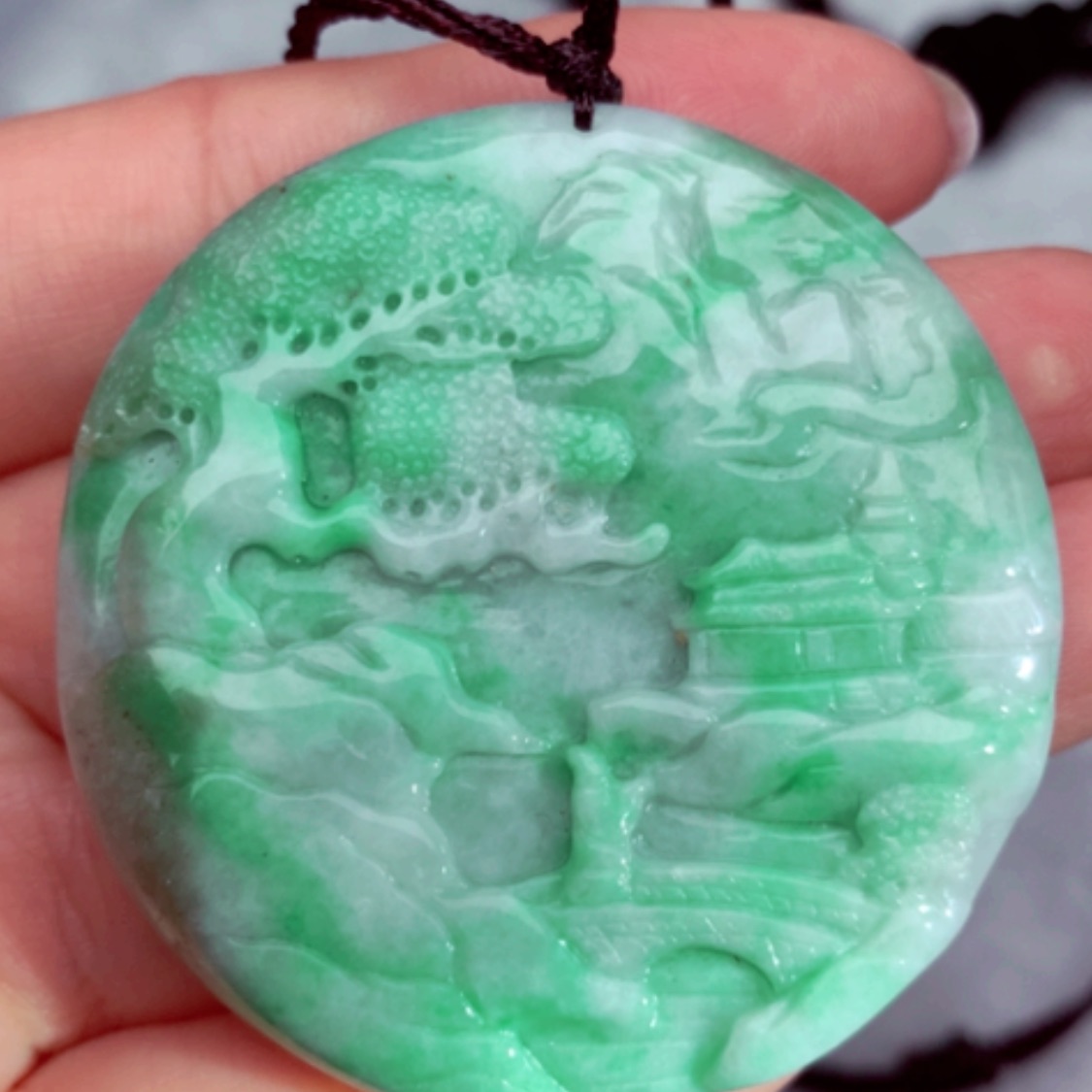 【闪购商品】翡翠吊坠(不含链)未镶嵌