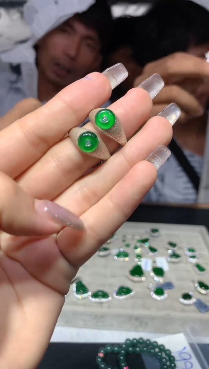 【闪购商品】定制翡翠合金62-翡翠定制-多样性发货（发其一）