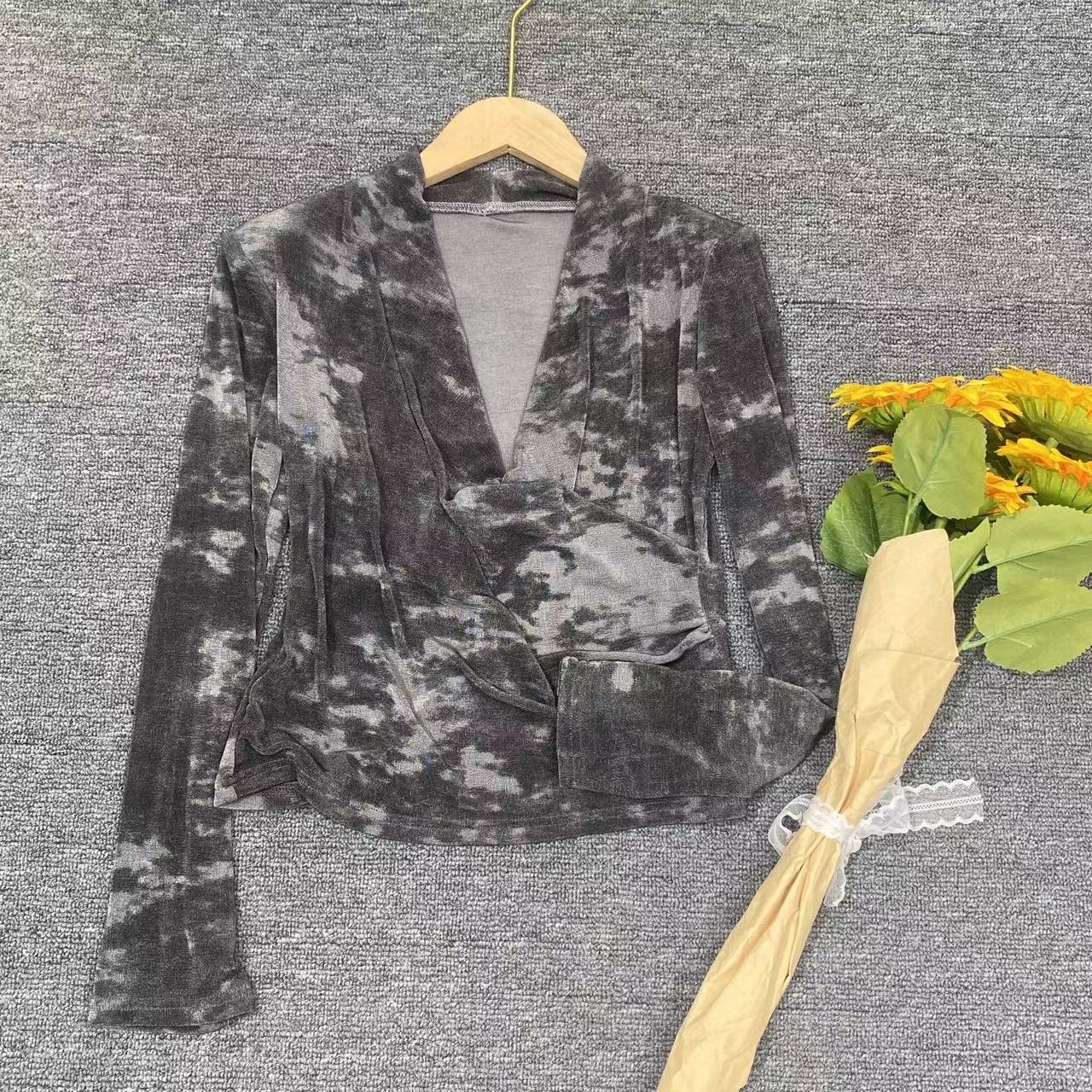 5300女士时尚气质潮流设计感T（衣长47CM左右)