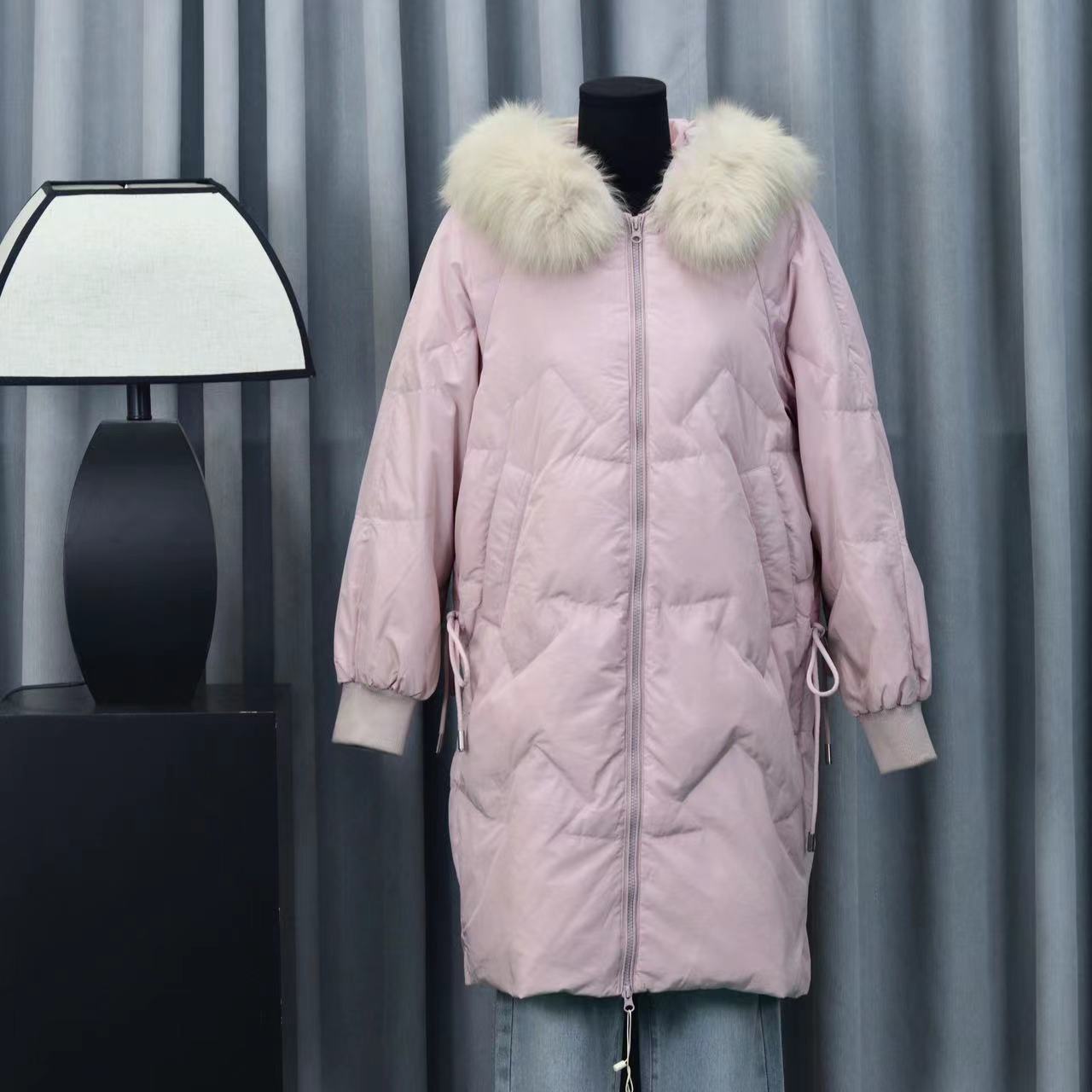 F38   女装休闲简约时尚羽绒服粉色（毛领不指定）