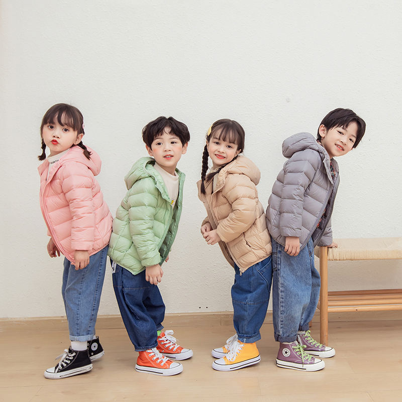 儿童轻薄款男童女童超轻外套宝宝中大童羽纯色连帽短款绒服33