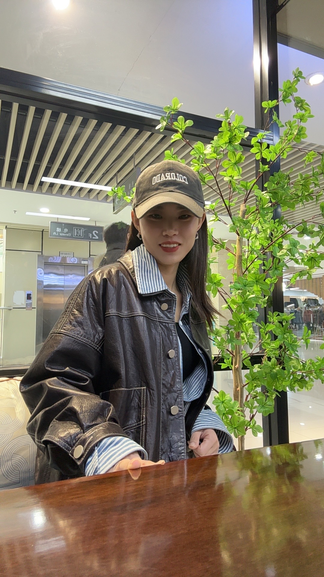 芸汐涧植鞣油蜡头层绵羊皮真皮皮衣春秋新款酷飒复古机车皮夹克