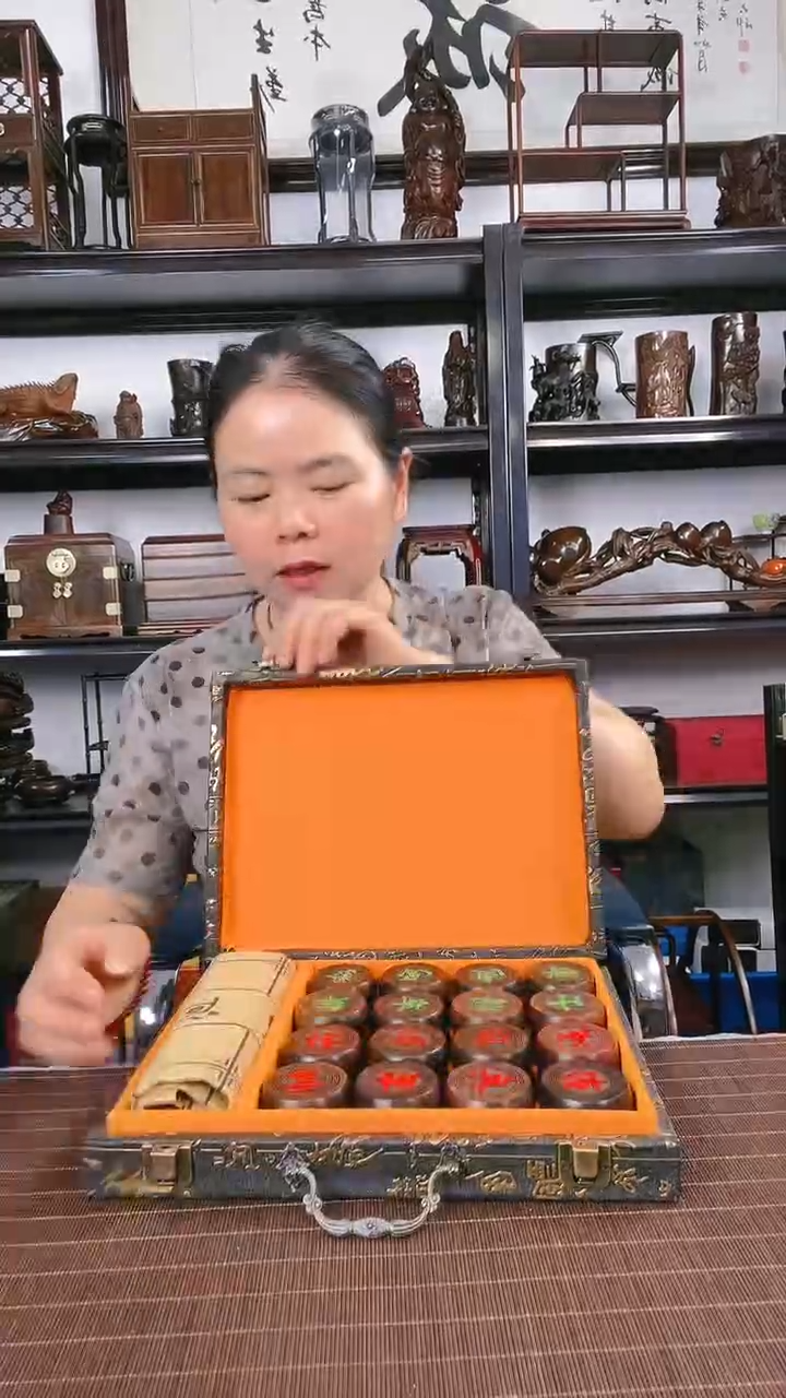 【闪购商品】木2896老李红木工艺品