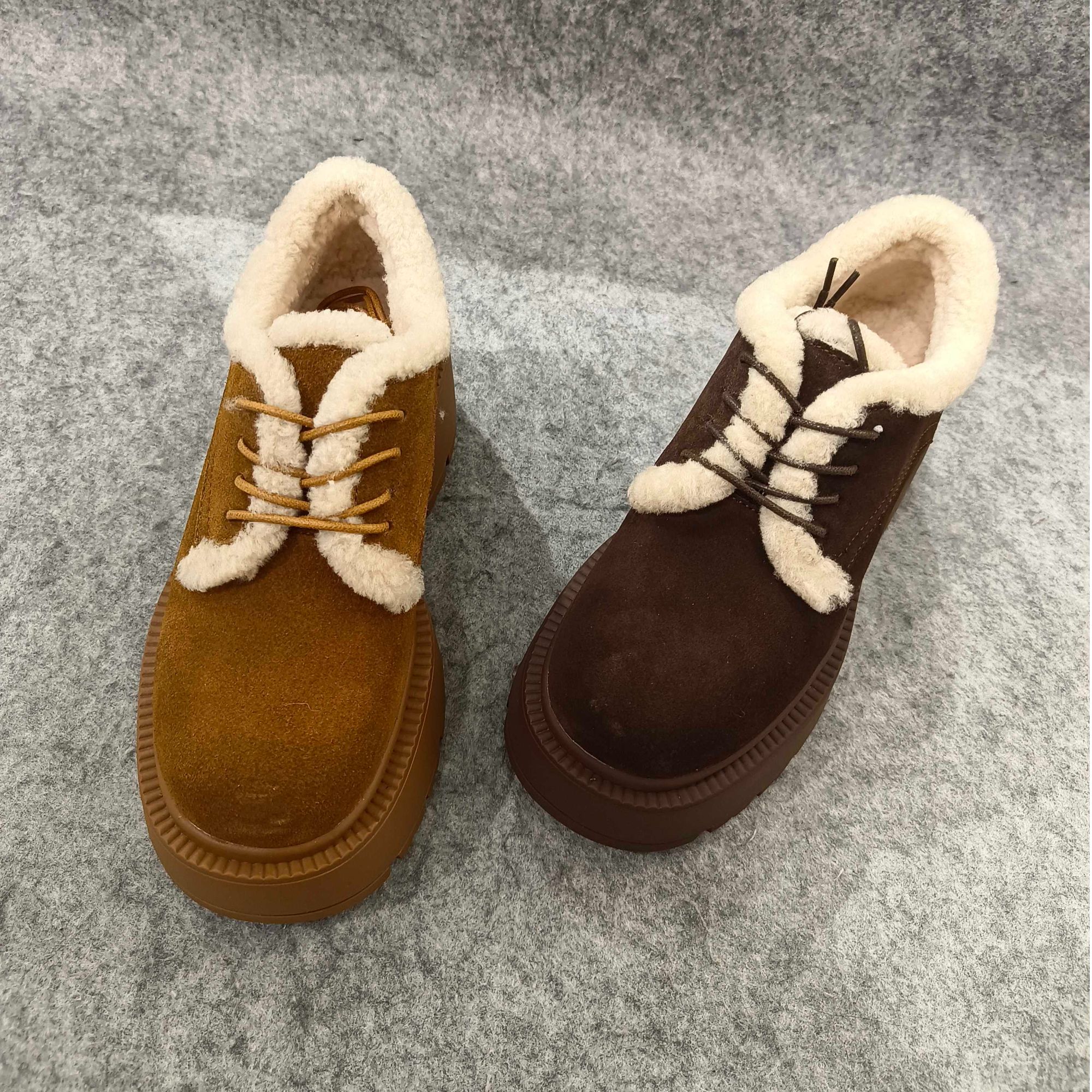 品牌女鞋2024年冬季新款网红英伦风系带复古通勤百搭厚底加绒棉鞋