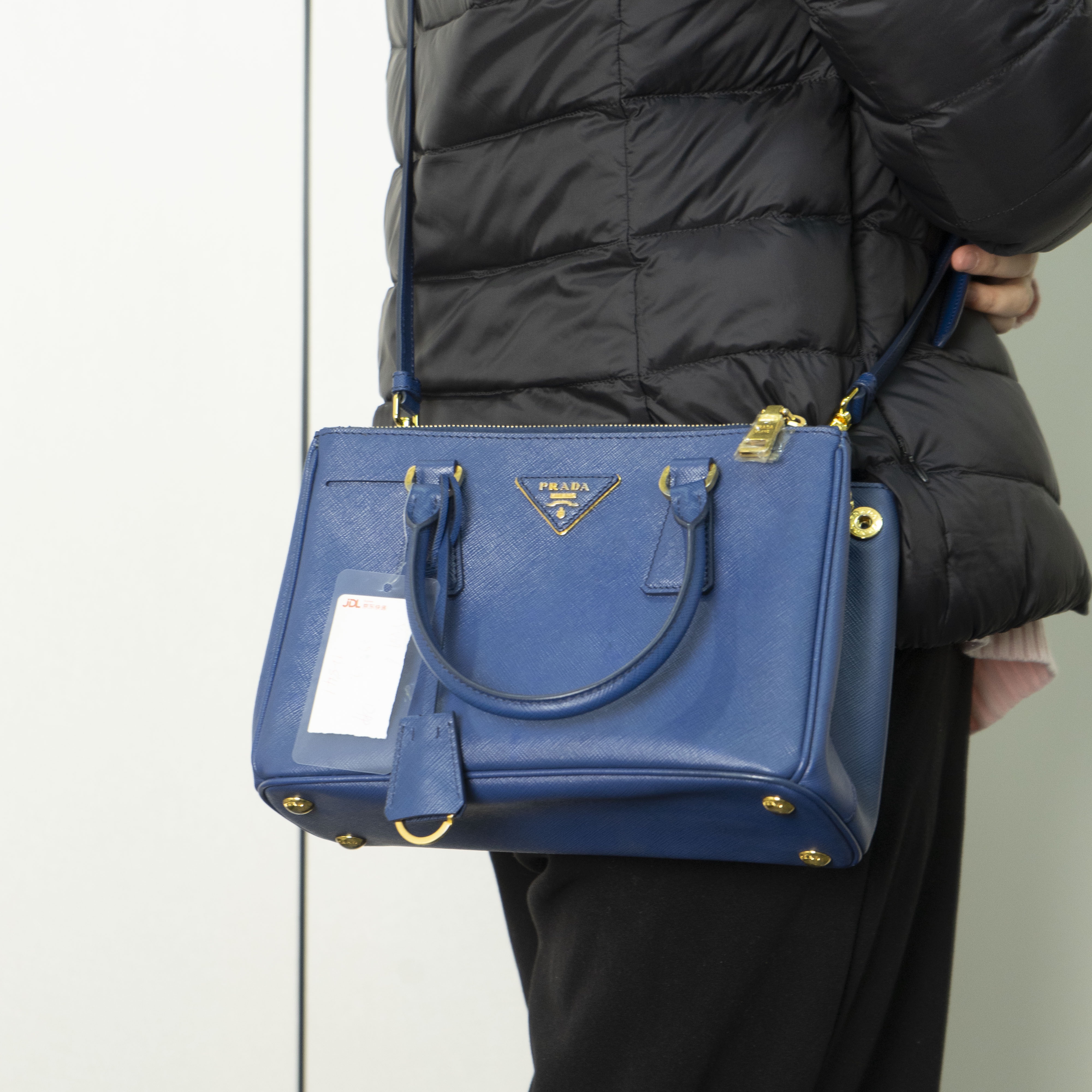 95新 Prada/普拉达 牛仔蓝杀手包/小号/26