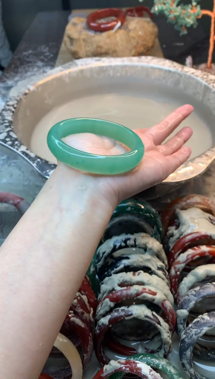 【闪购商品】玛瑙/玉髓手镯未镶嵌58+