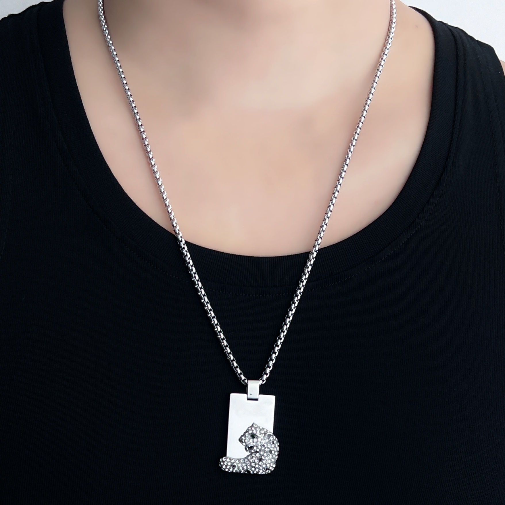 钛钢吊坠 1气质时尚百搭欧美个性满钻镶钻坠链银色坠链创意项链