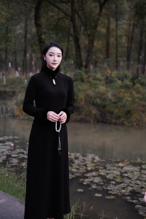 【司纯】秋冬新中式百搭气质修身黑色打底连衣裙