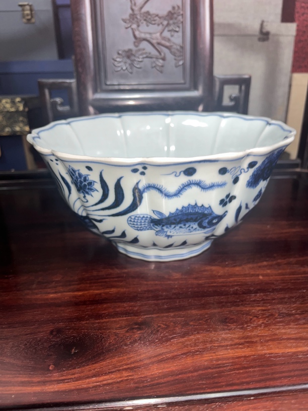 陶瓷青花鱼藻纹大碗