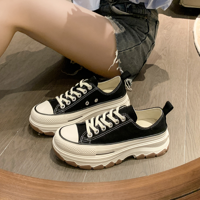 品牌断码剪标秋闲松糕小白鞋厚底黑色帆布鞋女2024新款增高运动板