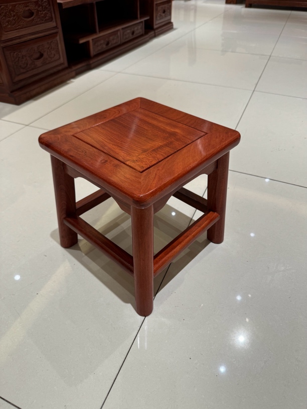 （长28cm宽28cm高29cm）缅花红木小方凳，椅子，换鞋家用矮凳