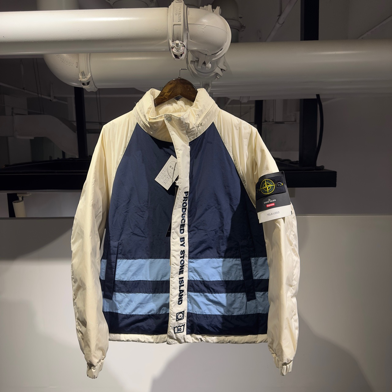 stone island石头岛联名supteme /02748/双面穿羽绒服 白色 L全新