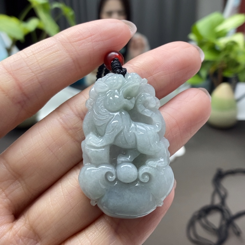 【闪购商品】翡翠颈饰未镶嵌