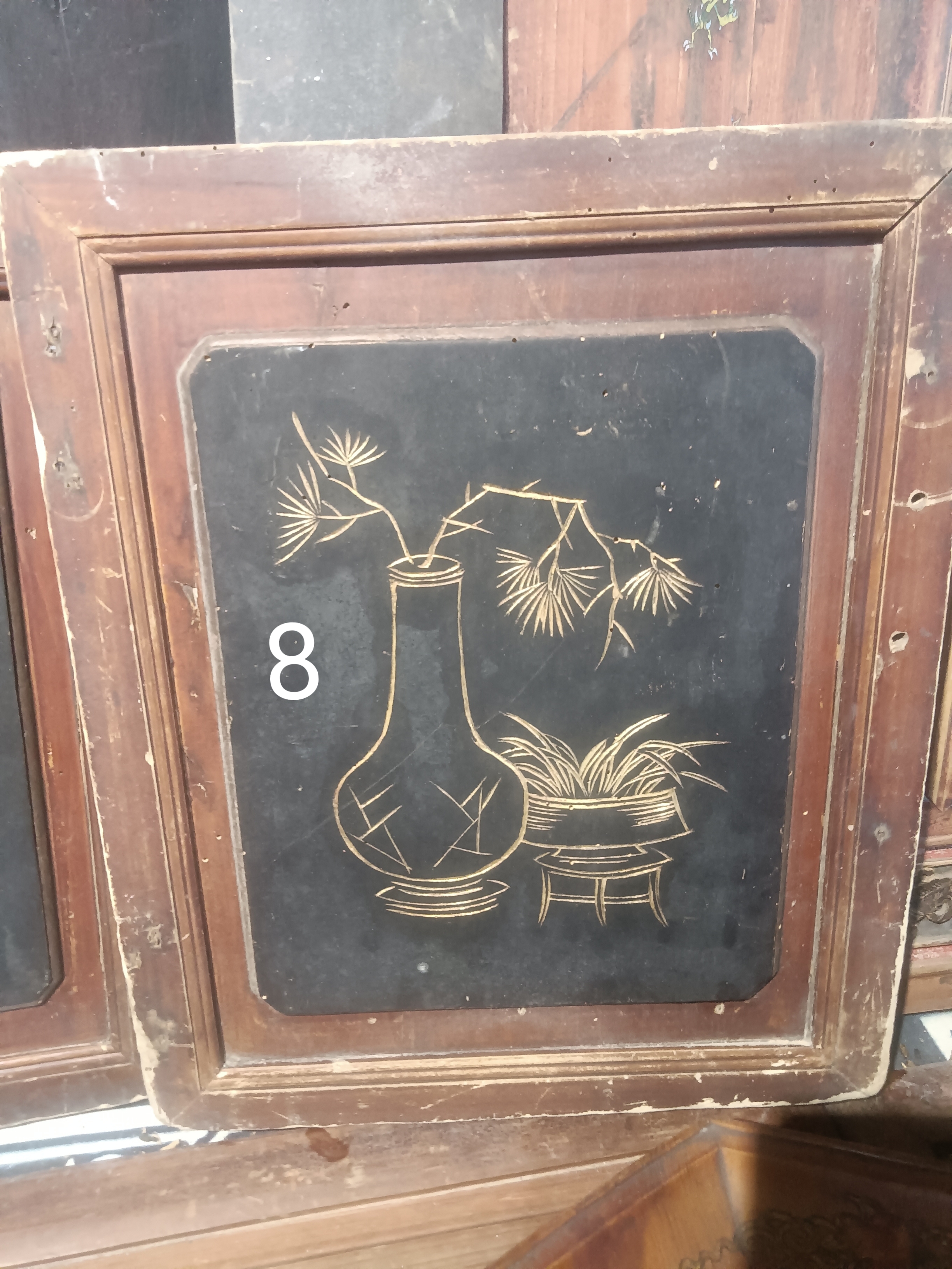 精美兰花图案雕刻