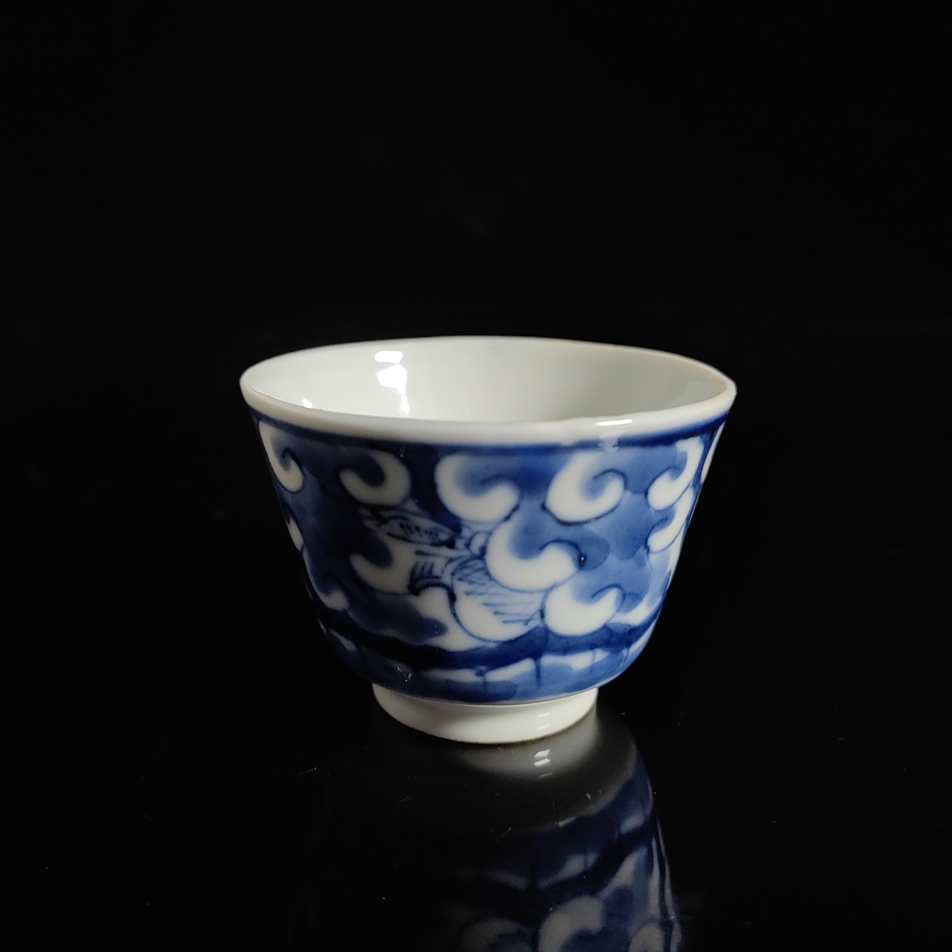 清中期 青花云龙纹杯01695