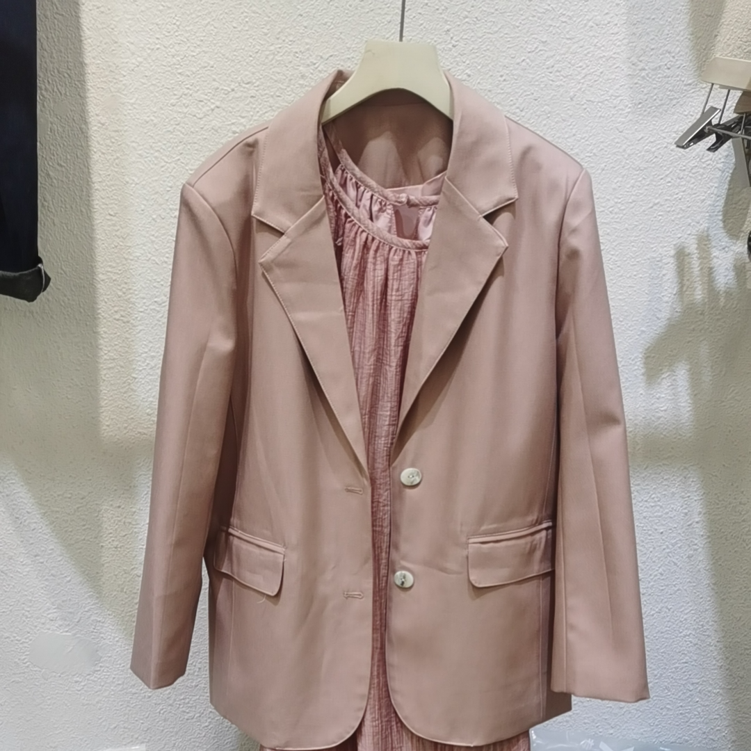 百搭图非实际小西装