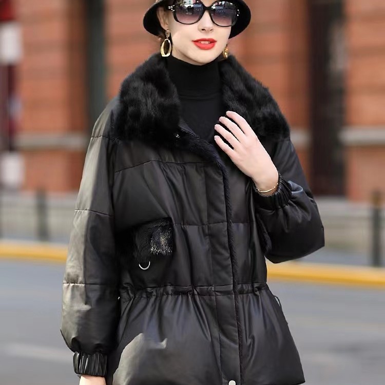 真皮皮衣羽绒服女装短款2024年新款水貂毛领绵羊皮时尚收腰外套