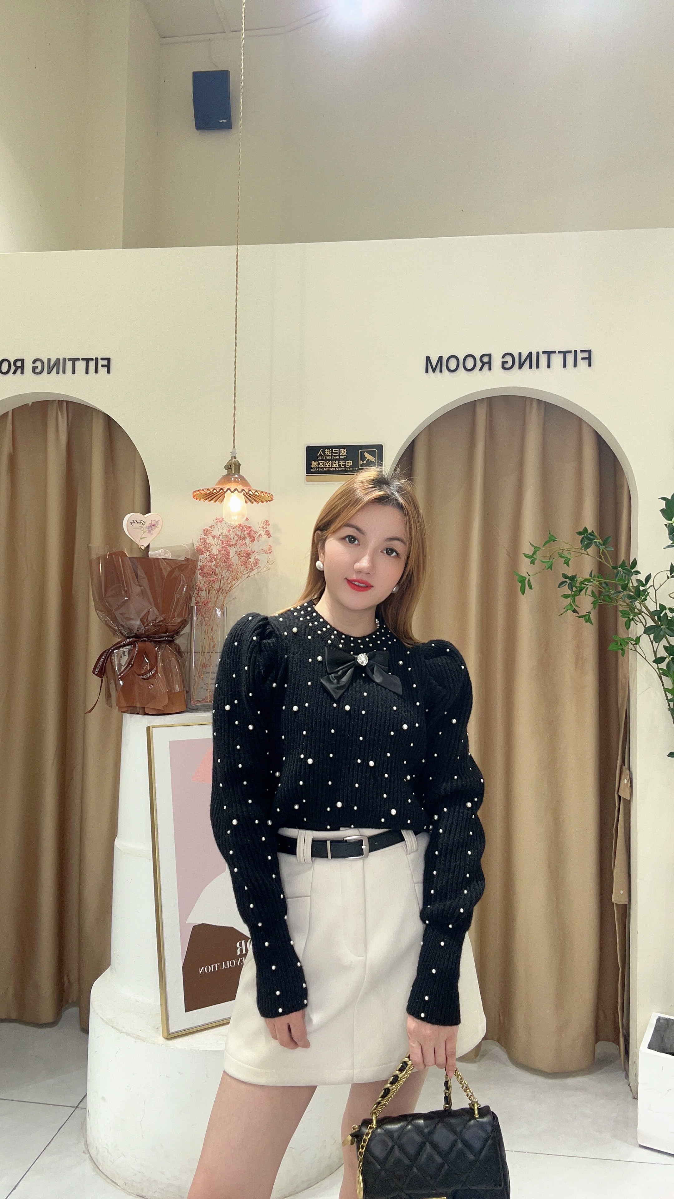 韩版针织重工珍珠上衣