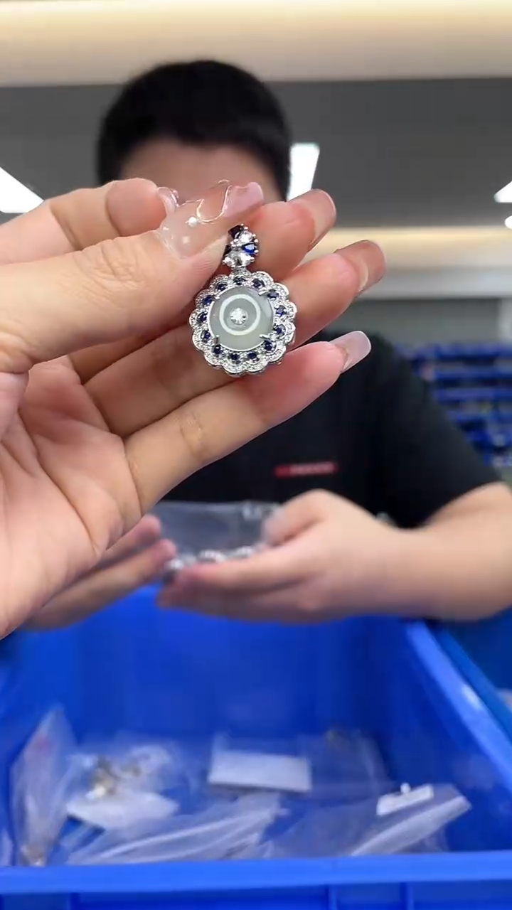 【闪购商品】翡翠颈饰未镶嵌(多样性发一件）