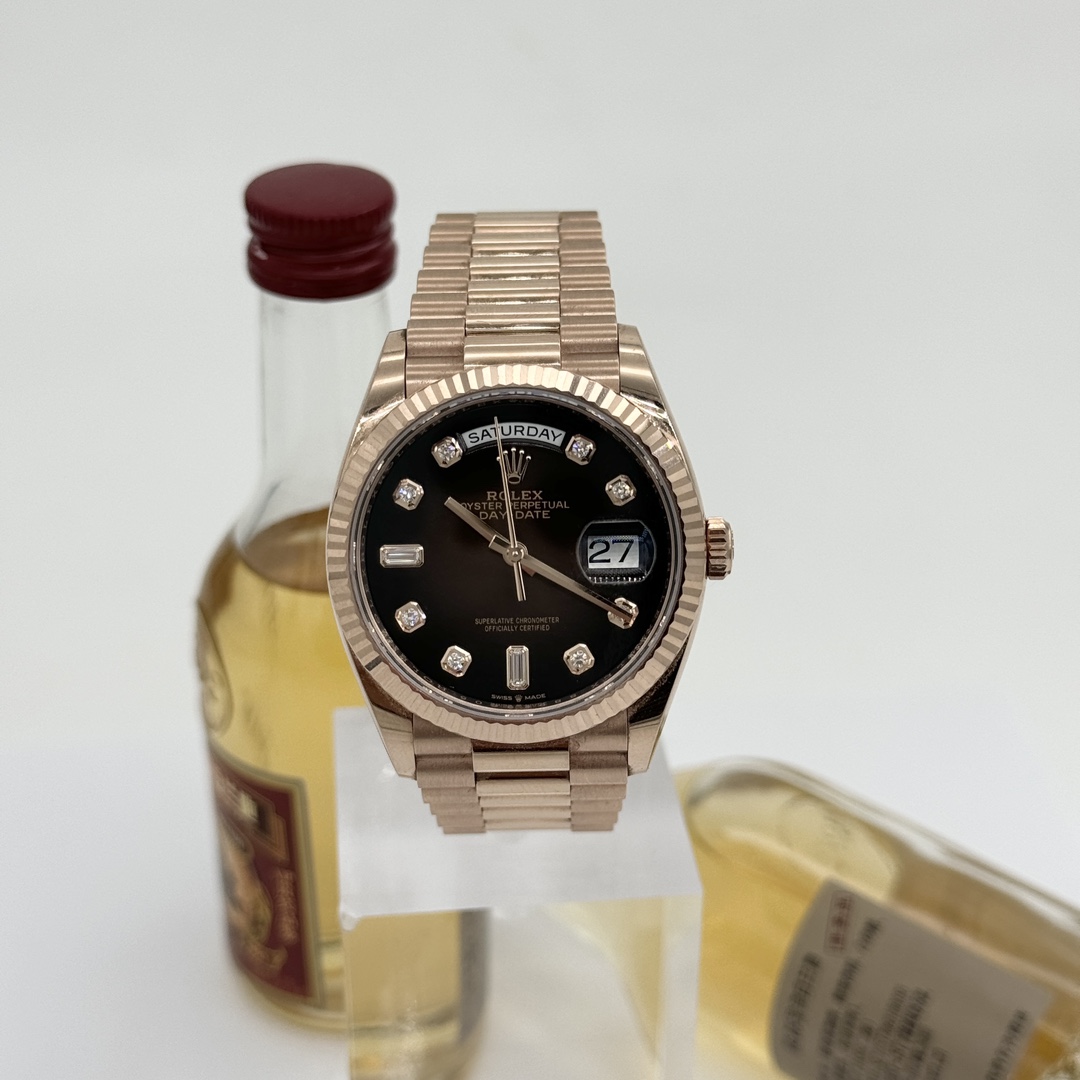 99新 Rolex/劳力士 星期日历型 自动上链 18K玫瑰金 36mm 21全