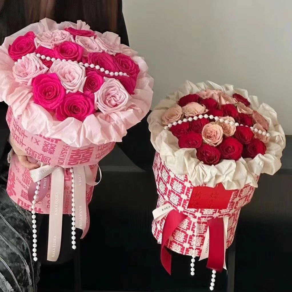 订婚小香风花束一套