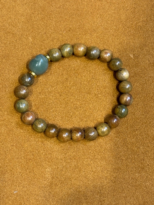 A14 绿檀配菩提猫爪手串