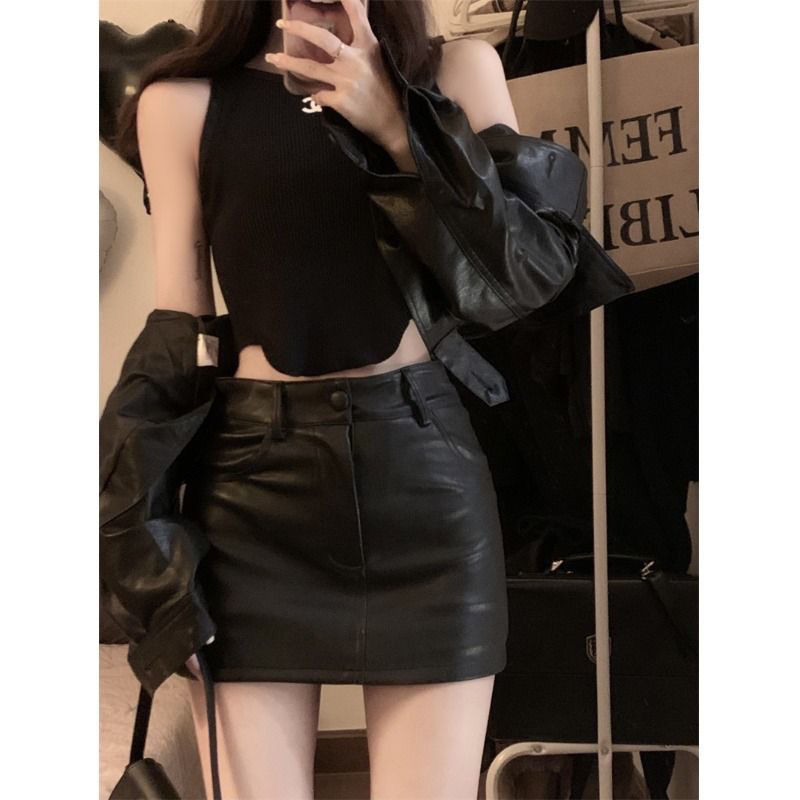 黑色包臀皮裙半身裙女2023秋冬新款辣妹显瘦性感小黑裙高腰短裙