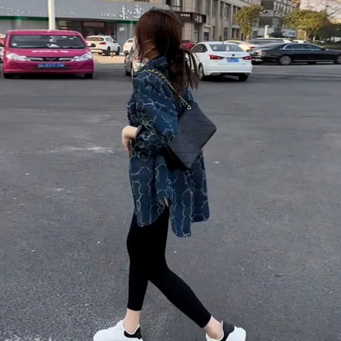 春季女高级感超好看炸街上衣韩系小香风减龄漂亮洋气蓝色牛仔外套