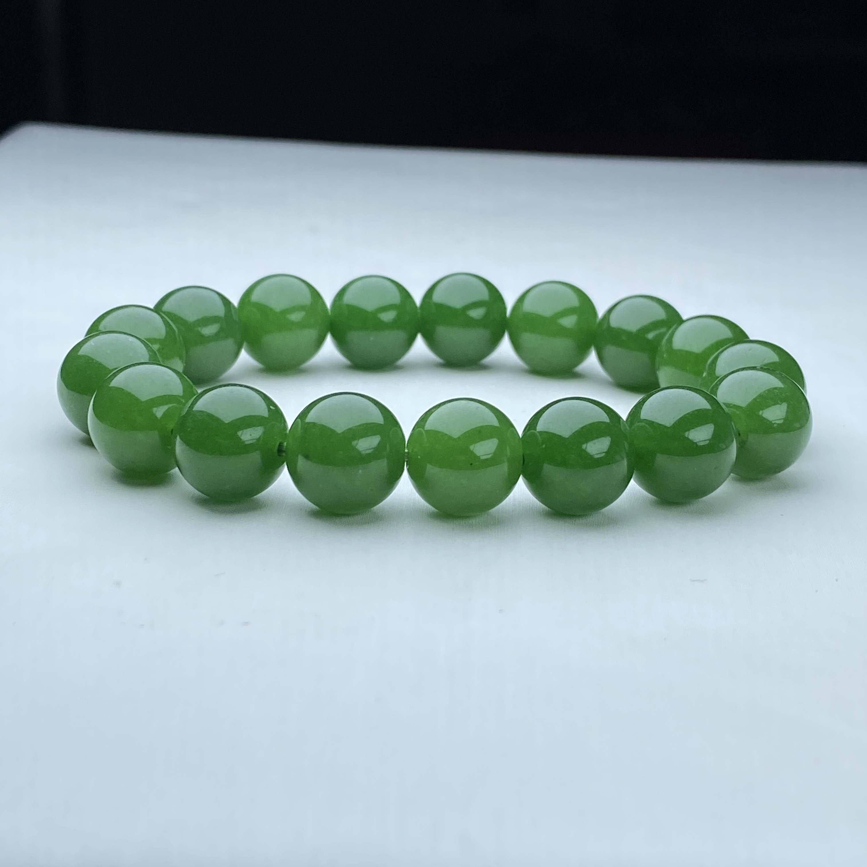 146号精品高货菠菜绿手串12mm多样性发一件