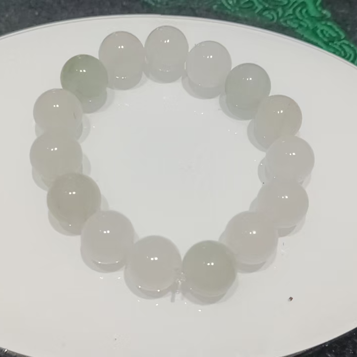 天山翠手串白色轻奢时尚素圈老型单圈玉手串精美