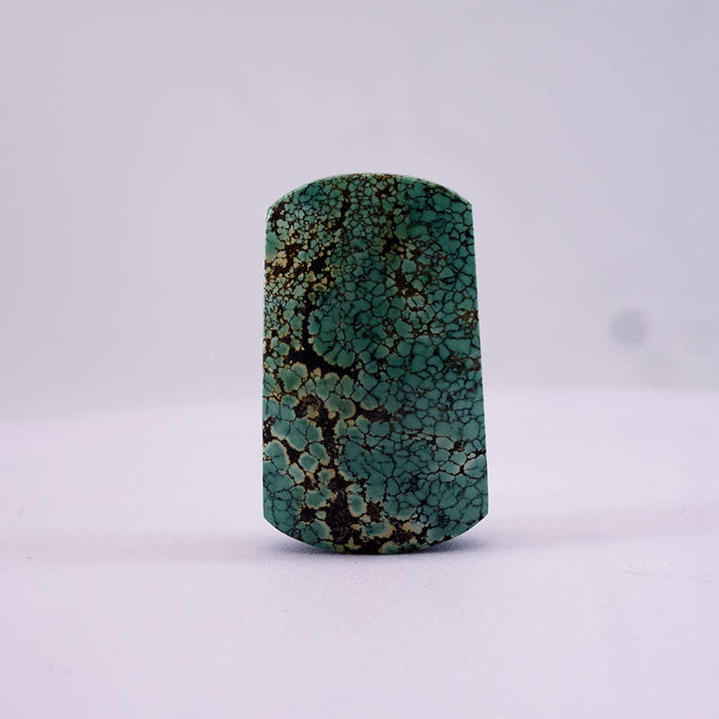 竹山县纯天然原矿绿松石无事牌男款吊坠绿色碎米花真品100%保真