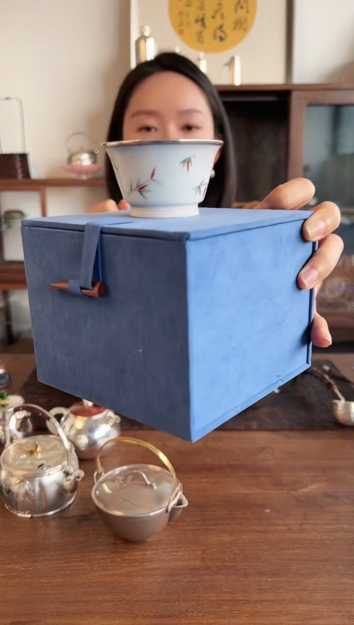【闪购商品】瓷包银竹叶杯