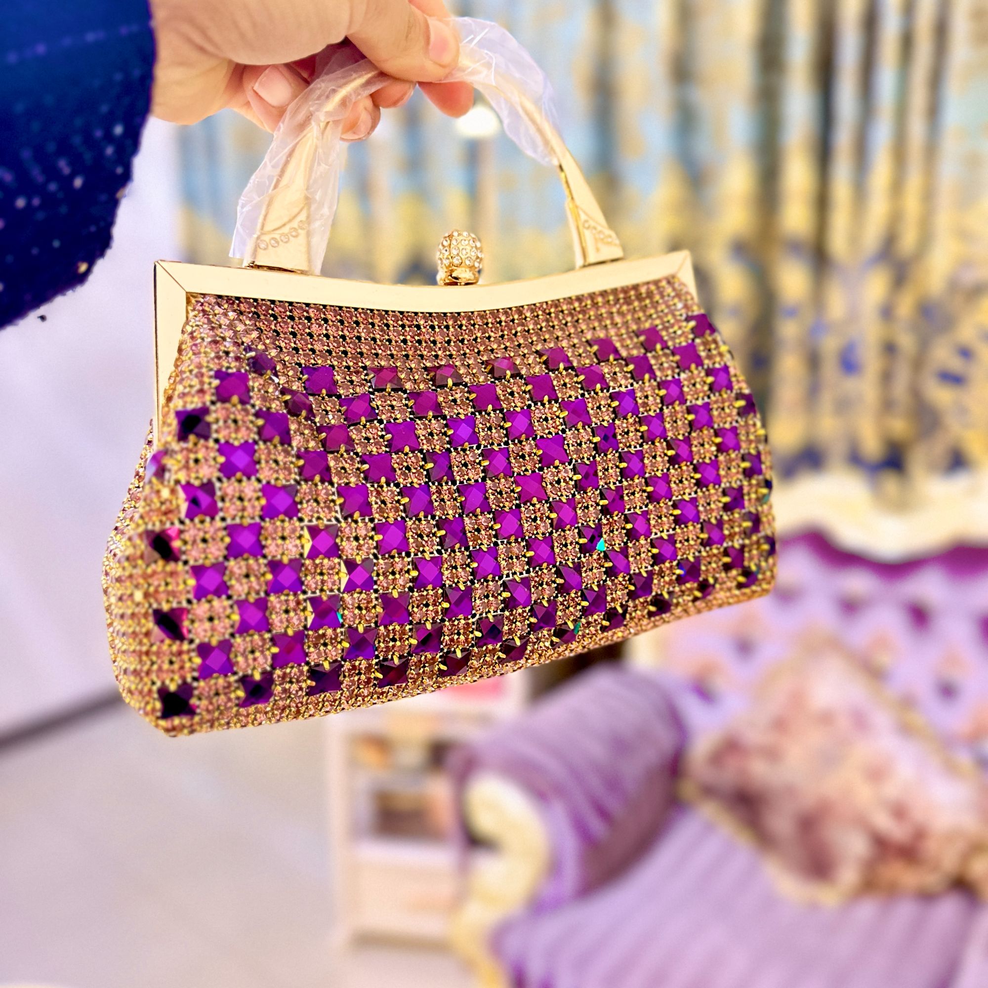 【新款原版】法式新款满钻酒神包满钻斜挎链条包单肩晚宴包女士韩版